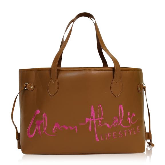 What's In Your Bag featuring Mia Ray of Confessions of A Glamaholic