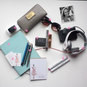 What's In Your Bag: Holly Illustrations