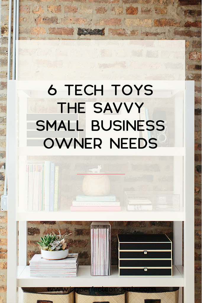 Every tech gadget you need a small business owner. | Imperfect Concepts #smallbiz #blogging #techtoys